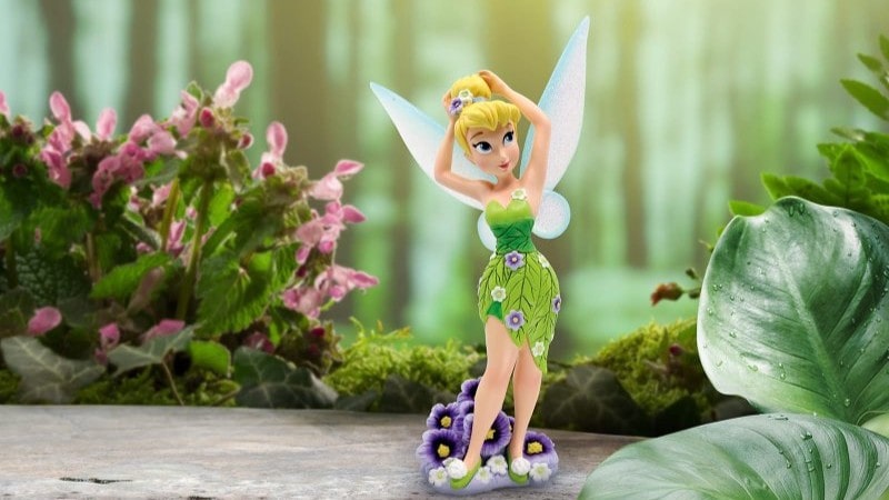 From festive to floral, discover the most magical Tinker Bell figurines to brighten your Disney display. Shop Disney Traditions and Showcase favourites.
