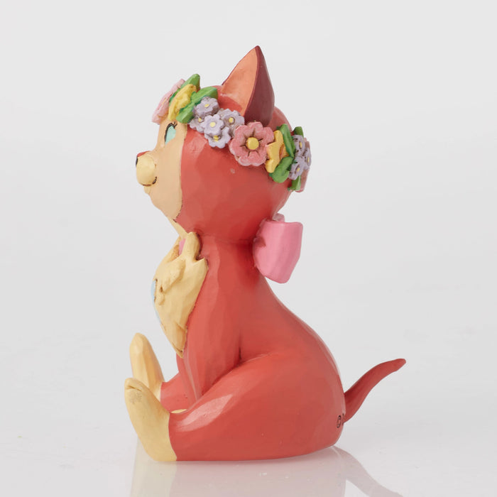 Dinah Mini Figurine